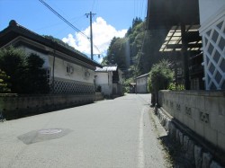 西側道路付き